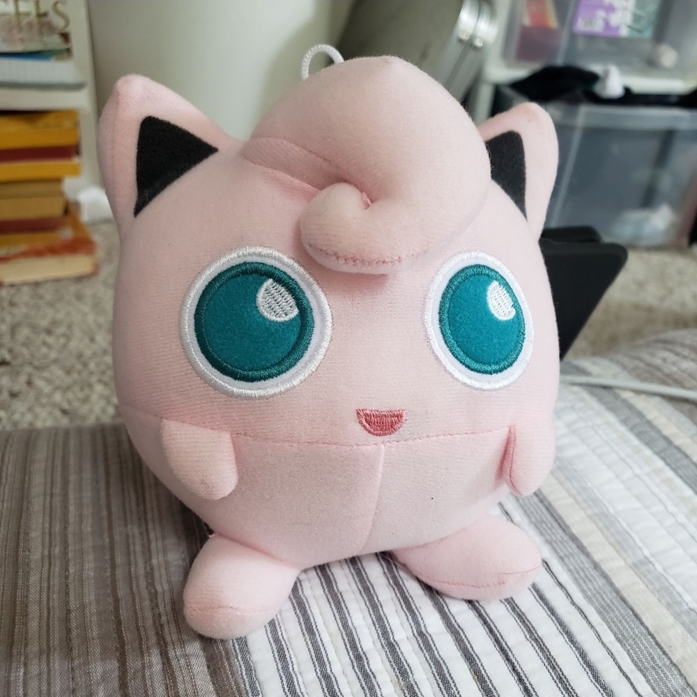 Pokemon Jigglypuff 6 1/2" Plushie